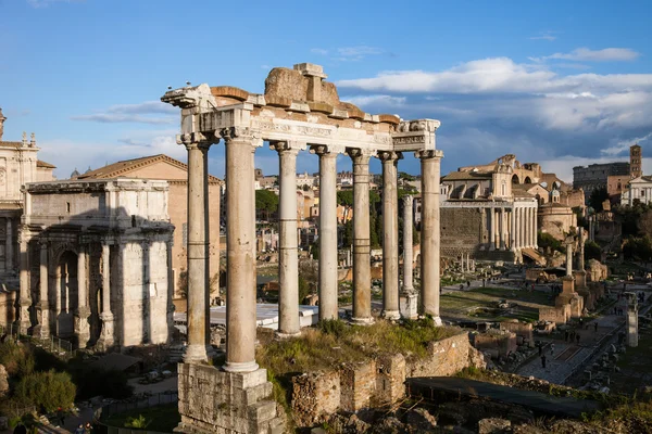 著名的古罗马广场 — 图库照片