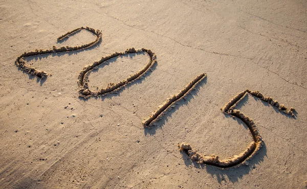 2015 disegnato sulla sabbia — Foto Stock