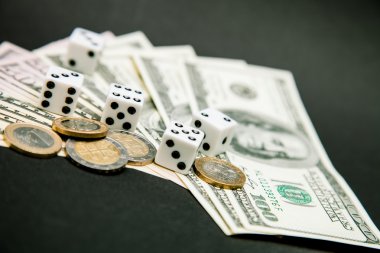 Amerikan dolar ve zar