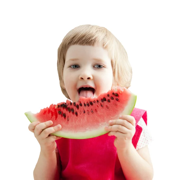 Lustige kleine Mädchen essen große Scheibe Wassermelone — Stockfoto