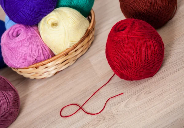 Colorful skeins of yarn — Stock Photo, Image