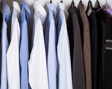 Resmi sıkı erkek giyimi