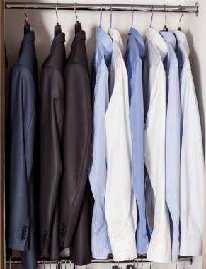 Resmi sıkı erkek giyimi 