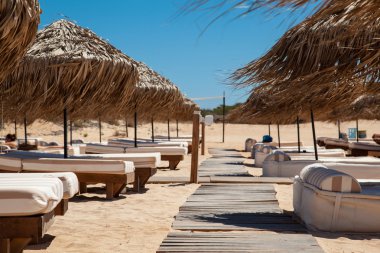 Sandy beach ve plaj yataklar