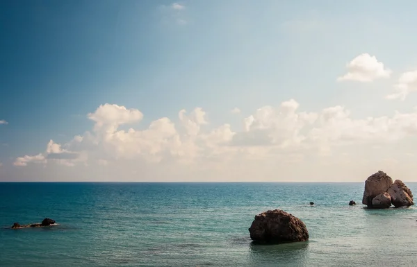 Petra tou Romiou, Paphos görünümünü — Stok fotoğraf