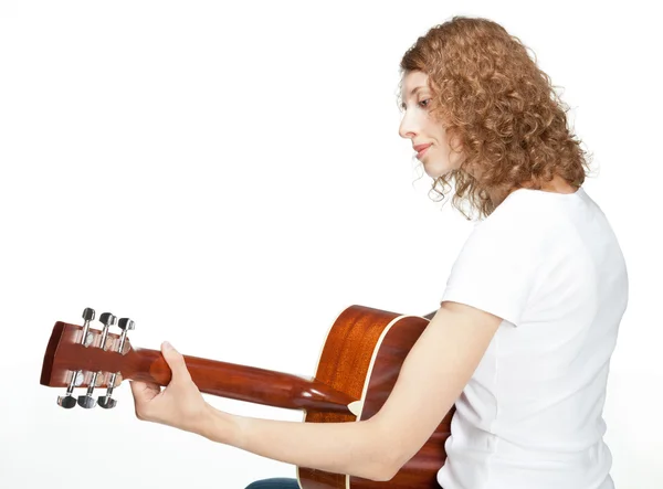 기타에 재생 하는 여자 — 스톡 사진