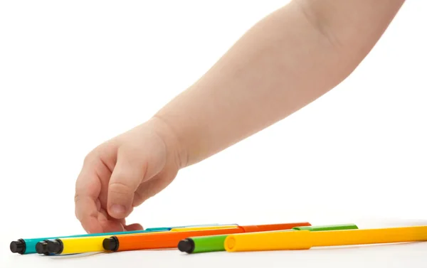 Hand choosing a felt-tip pens — Stockfoto