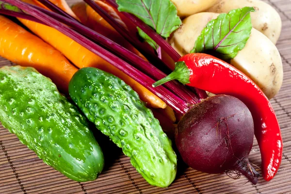 Rohes frisches Gemüse — Stockfoto