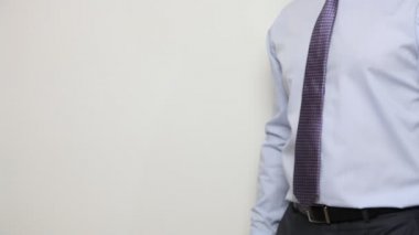 Dolar banknotlarla işadamıeli