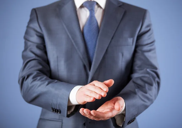 Empresário elegante em processo formal — Fotografia de Stock