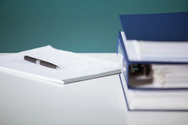 Office papers and pen — Stock Photo, Image