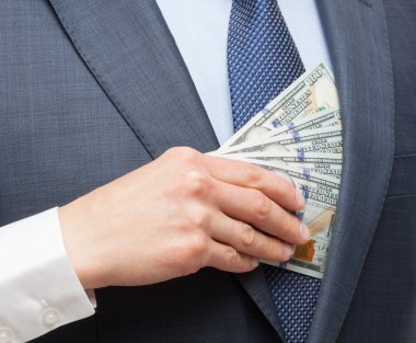 Mavi küre ile siyah merdiven 