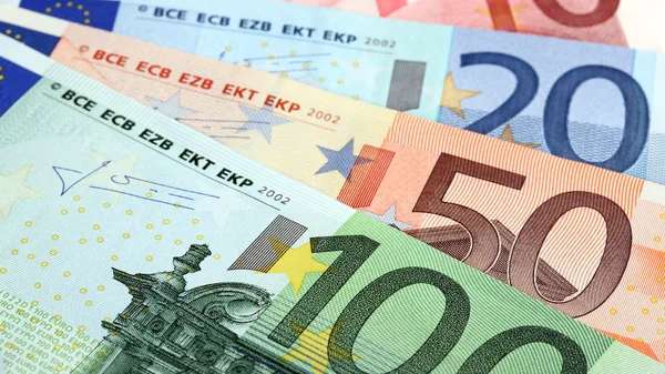 Billetes en euros en primer plano — Foto de Stock