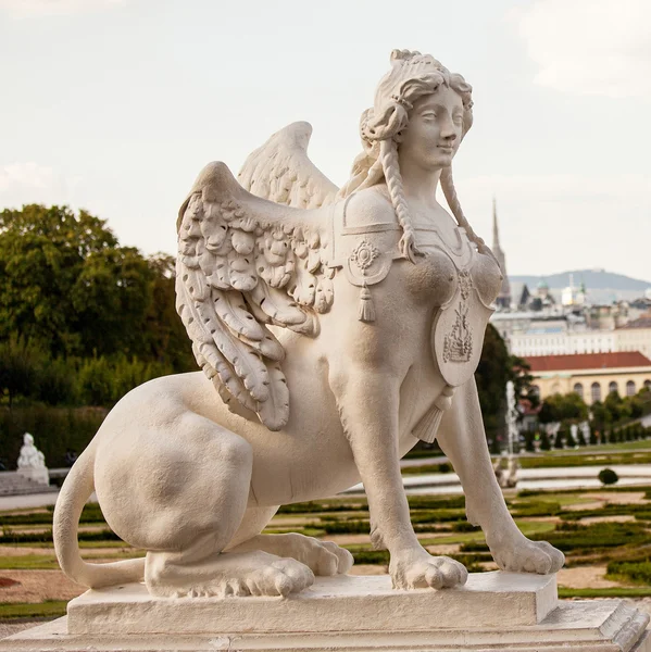 Sphinx standbeeld in paleis belvedere — Stockfoto