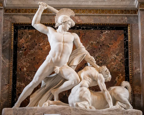Theseus centaur bozguna uğrattı. — Stok fotoğraf