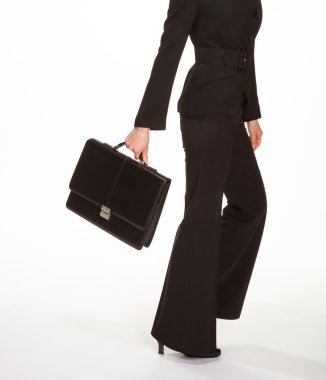 bavul ile genç iş kadını