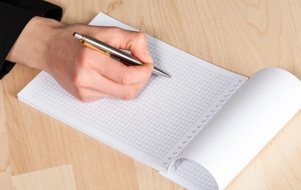 Businesswoman with blank paper — Stock Photo, Image