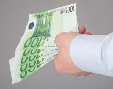 işadamı el banknotlar dışında ulaşan