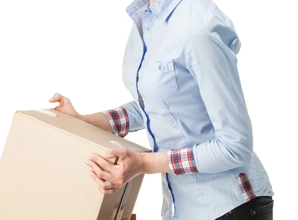 Mujer llevando caja grande —  Fotos de Stock