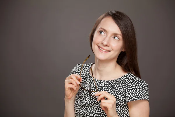 Jovem mulher pensando — Fotografia de Stock