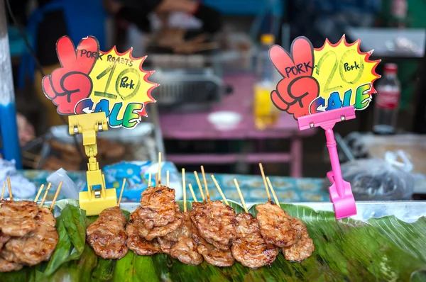 Thai Grilled Pork at Chatuchak market, Bangkok — Stock Photo, Image