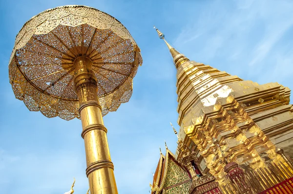 A Wat Phra hogy Doi Szuthep, Chiang Mai arany chedi — Stock Fotó