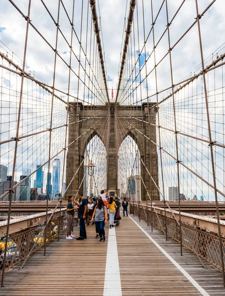 New York Usa September 2018 Brooklyn Bridge New York Tourists — Stock Photo, Image