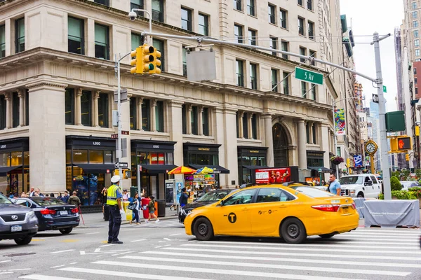 New York Usa September 2018 Fifth Avenue 5Th Ave Beroemdste — Stockfoto