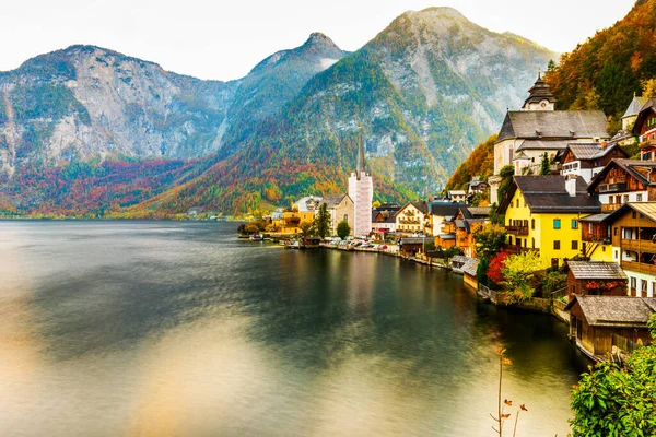 Hallstatt Ausztria Naplementekor Gyönyörű Őszi Kilátás Hallstattra Hallstatt Egy Kisváros — Stock Fotó