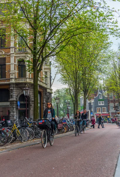 Amsterdam Niederlande September 2017 Junge Mädchen Und Jungen Auf Einem — Stockfoto