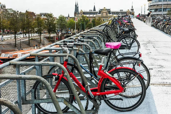 Amsterdam Niederlande September 2017 Abstellen Von Fahrrädern Der Stadt Amsterdam — Stockfoto