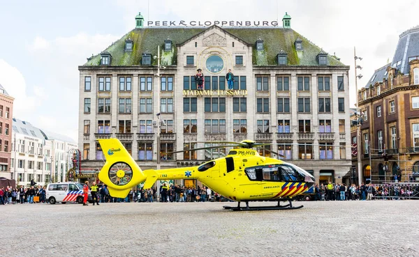 Amsterdam Netherlands Eylül 2017 112 Ambulans Helikopteri Baraj Meydanı Amsterdam — Stok fotoğraf