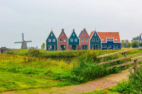 Volendam Een Dorp Noord Holland Gekleurde Huizen Van Het Marine — Stockfoto
