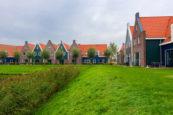 Volendam Een Dorp Noord Holland Gekleurde Huizen Van Het Marine — Stockfoto