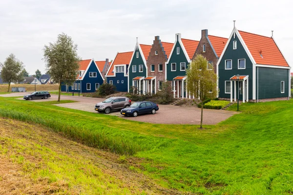 Volendam Een Dorp Noord Holland Gekleurde Huizen Van Het Marine — Stockfoto