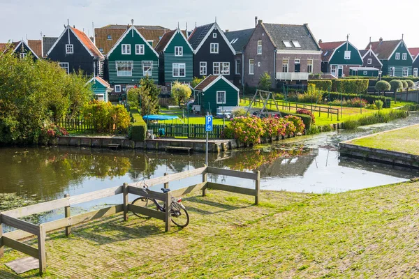 Marken Holanda Del Norte Países Bajos Hermosas Casas Típicas Pescadores — Foto de Stock