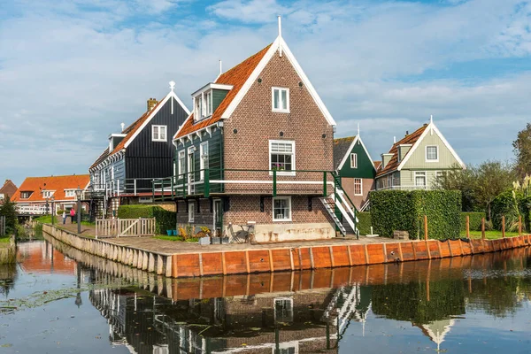 Met Marken Mooie Typische Vissershuisjes Marken Eiland Waterland Nederland — Stockfoto