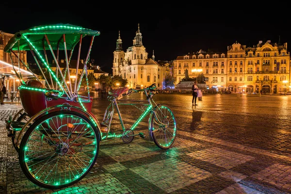 Prague Cseh Köztársaság Június 2016 Óváros Tér Csillagászati Óra Templom — Stock Fotó