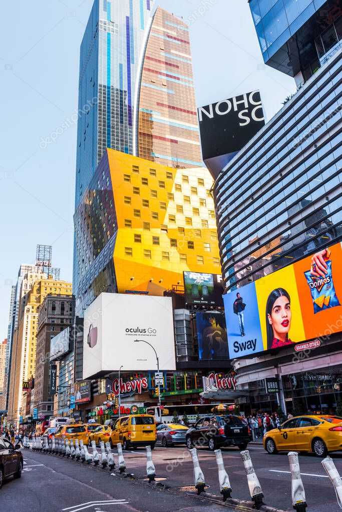 NUEVA YORK, EE.UU. 23 de septiembre de 2018 8th Ave es la calle más