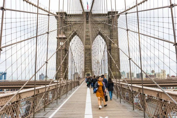 New York Usa September 2018 Brooklyn Bridge New York Tourists — Stock Photo, Image