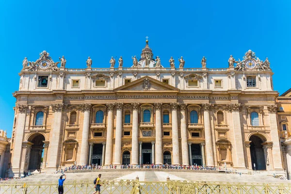 Vatican City Italy 2019 베드로 광장과 바티칸 시의성 베드로 대성당 — 스톡 사진