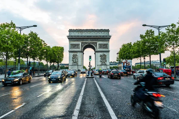 Parigi Francia Maggio 2017 Champs Elysees Arc Triomphe Arco Trionfo — Foto Stock