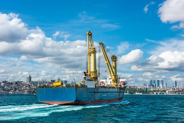 Skepp Marmarasjön Istanbul Bosporen Turkiet — Stockfoto
