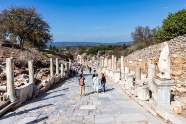 İzmir, Türkiye - 27 Ekim 2025: Efes Arkeoloji Bölgesi. Selcuk 'taki Efes Antik Kenti, İzmir, Türkiye.
