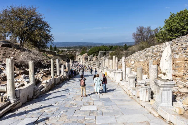 İzmir, Türkiye - 27 Ekim 2025: Efes Arkeoloji Bölgesi. Selcuk 'taki Efes Antik Kenti, İzmir, Türkiye.