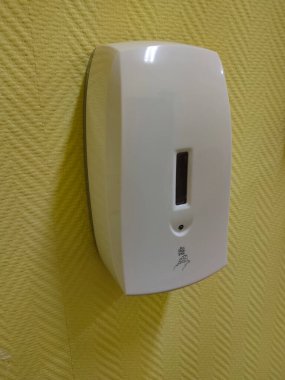 Antiseptik el tedavisi için duvar temassız dezenfektan.