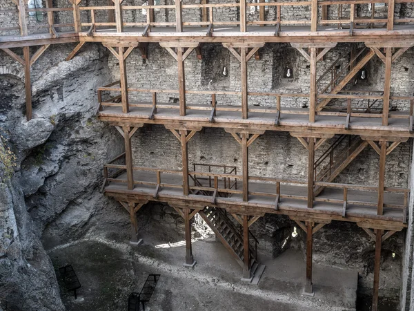Wooden arcades inside medieval castle Ogrodzieniec — Stock Photo, Image