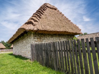 thatched yazlık