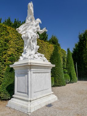 Versailles park heykel