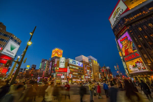 北海道 2016 すすきの札幌 Dirstrict の主要な娯楽とショッピング日本 この地域で 4000 店を合計し 深夜に開く — ストック写真